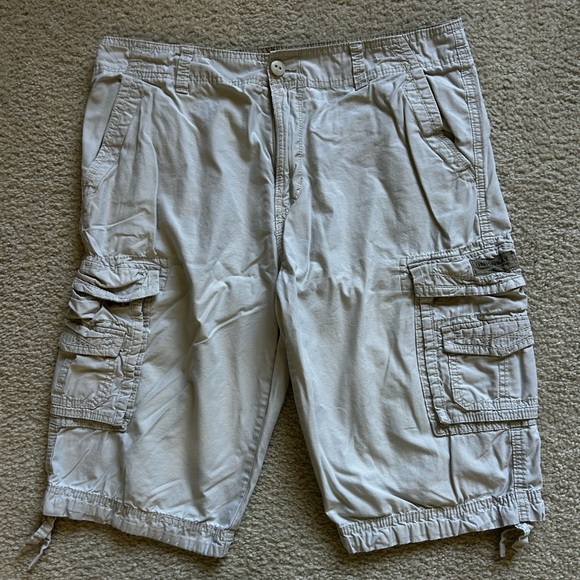 UNIONBAY Men's Cargo Shorts - Light Tan - Picture 1 of 4